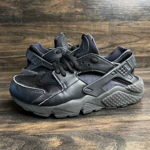 Nike Air Huarache Triple Black Running Sneakers Women's Size US 6 634835-012